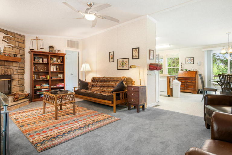 Others 4, Roost House at Kingfisher Ranch, Bandera