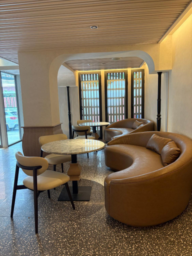 Public Area 4, Away Bangkok Sukhumvit, Khlong Toey