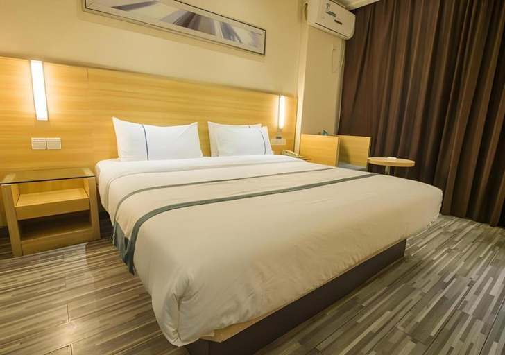 Bedroom 2, City Comfort Inn Wuhan Jinyintan Metro Station, Wuhan