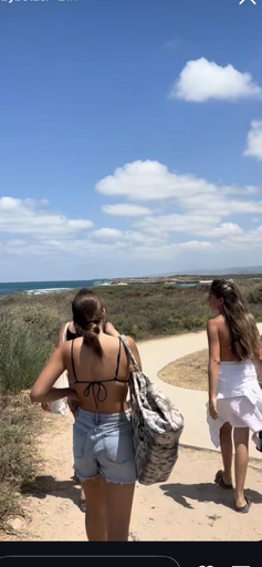 Others 5, בלקוני לחוף דור
