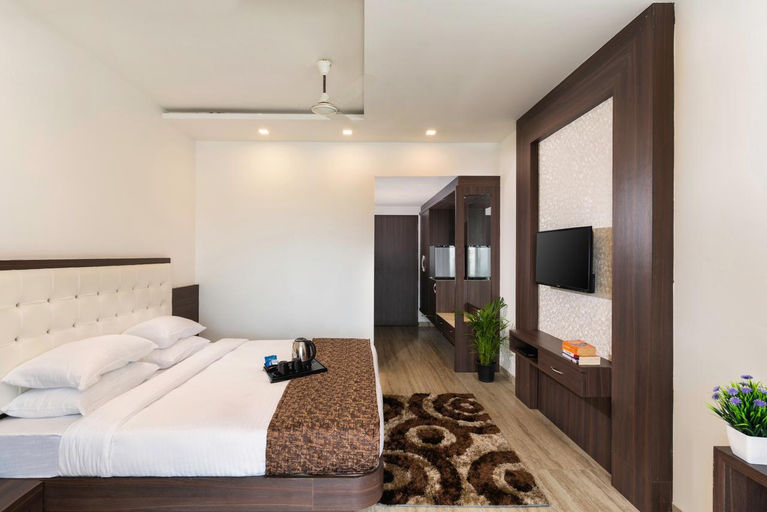 Bedroom 1, Blizzard Resort Mahabaleshwar, Satara