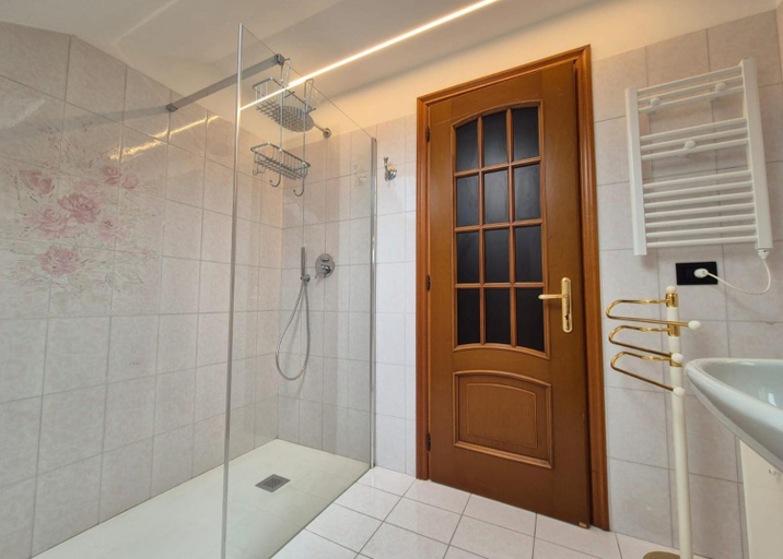 Bathroom 2, agriturismo nonna merj, Savona