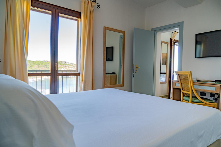 Bedroom 3, Hotel la Baja, Oristano