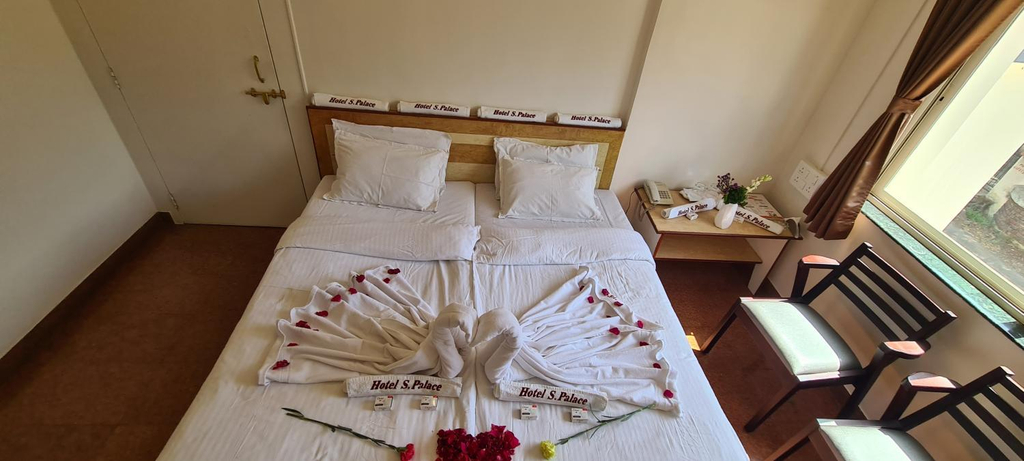 3, Hotel Sai Palace, Satara