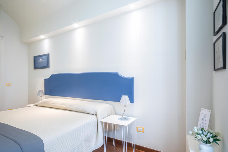 Bedroom 5, Quattro Cantoni, Siena