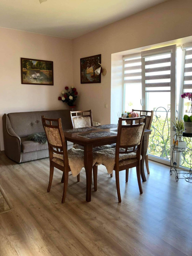 5, Jura Manyje, Palangos