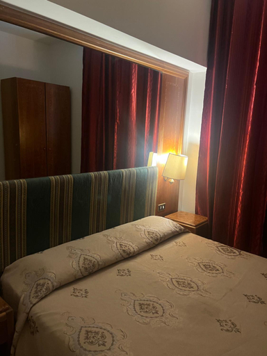 Bedroom, Terminal guest house 24, Rome