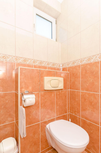 Bathroom 5, Apartments Mrvelj, Jelsa