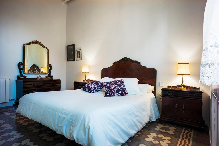 Bedroom, Cal Peo B&B Cardedeu, Barcelona