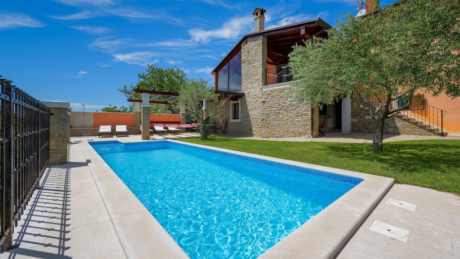 Others 4, Stone villa Zamask with a pool and a lovely view, Pazin