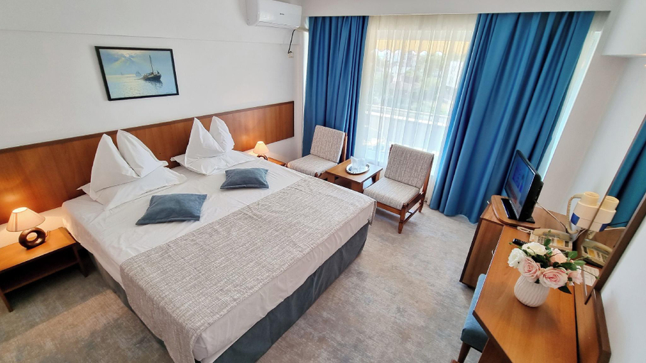 Bedroom 3, Hotel Condor, Constanta