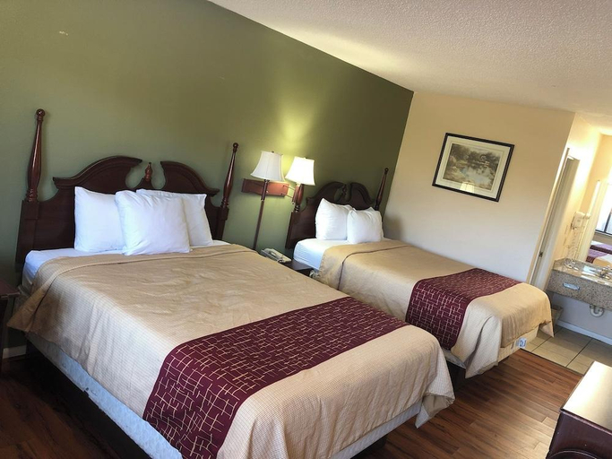 Bedroom 2, MOTOR INNS OF AMERICA, Monroe