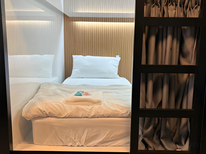 Bedroom 2, POTATO Boutique Capsule @ Little India, Singapura