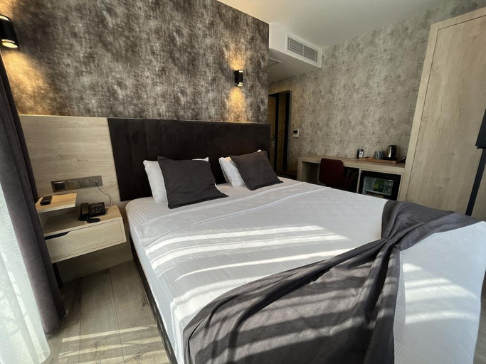 Bedroom 3, Avni Bey Otel, Sürmene