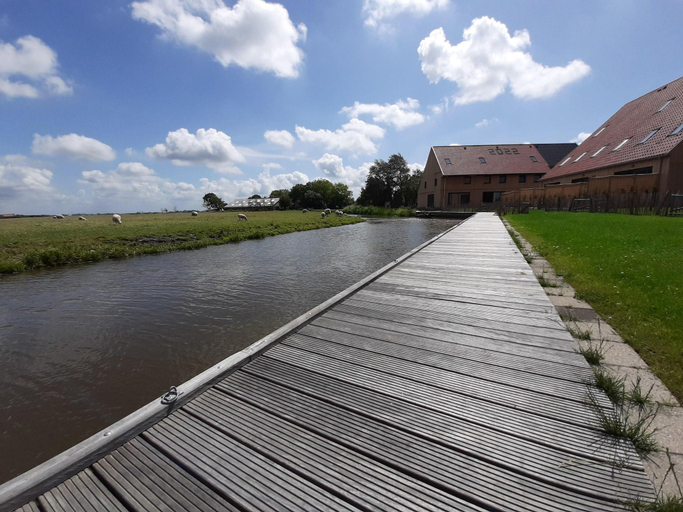 Others 4, Villa in Leons near Frisian Lake District, Littenseradiel