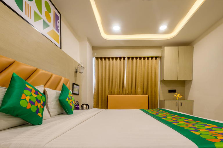 Bedroom 4, Treebo Grand Shivay, Ahmadabad