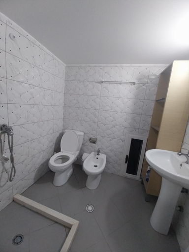 Bathroom 3, Guest House Ilir, Beratit