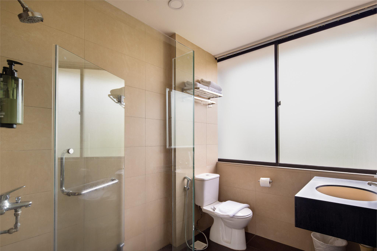 Bathroom 3, The Quay Hotel Little India, Singapore