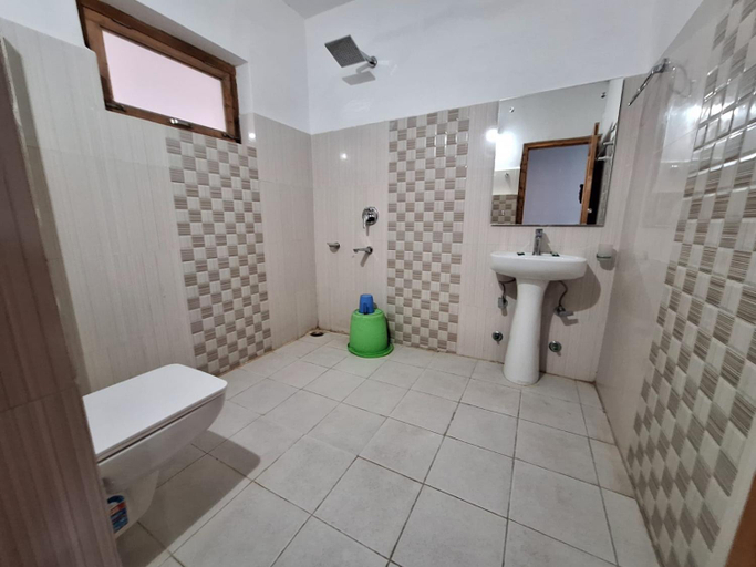Bathroom 3, Hotel Namkila Ladakh by LexStays, Leh