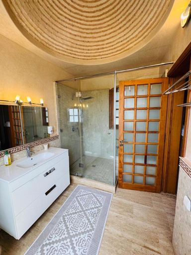 Others 3, Tres belle villa familiale et romantique/SPA, Agadir-Ida ou Tanane