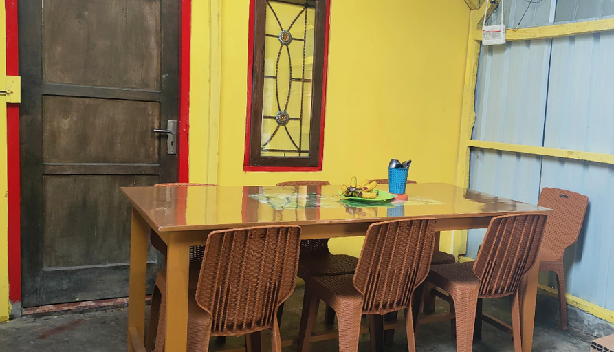 Others 4, Ruteng Hostel, Manggarai