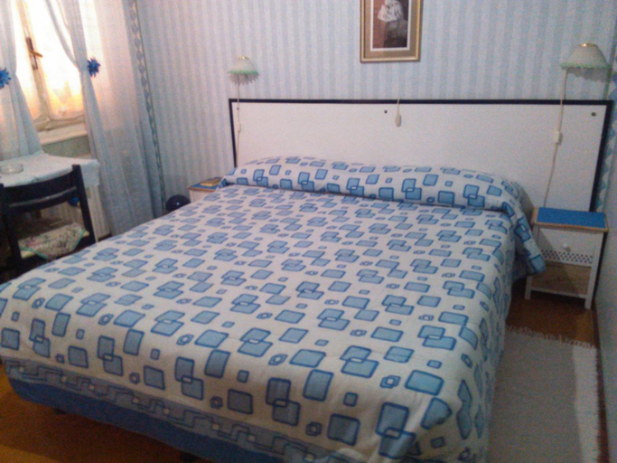 Bedroom 4, Pensione Santa Chiara Di Biancheri Katia, Imperia