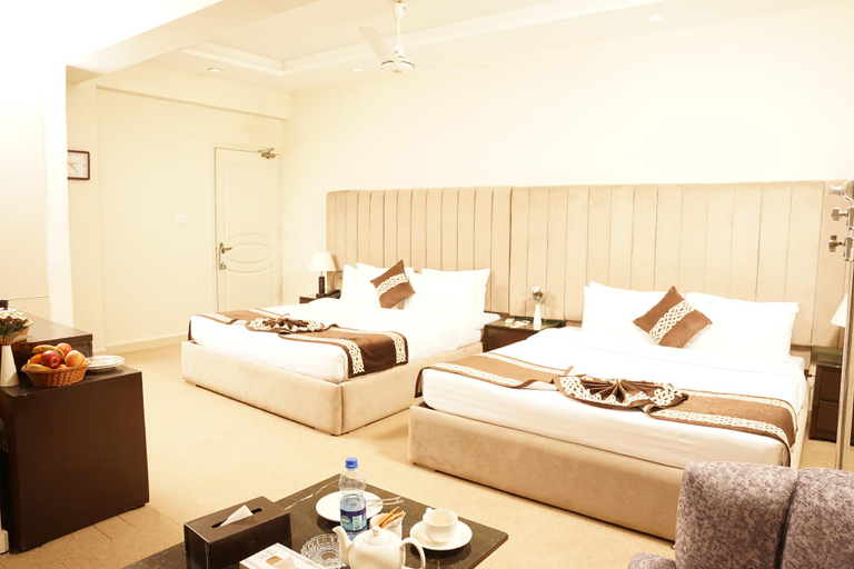 Bedroom 2, Faletti's Express Islamabad, Islamabad