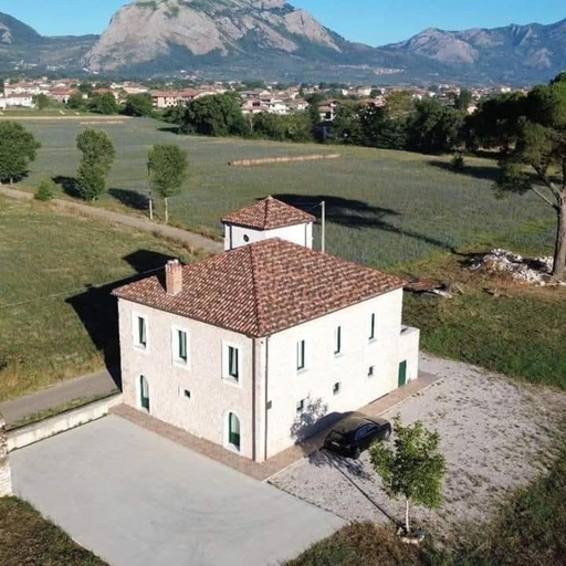 Others 5, Tenuta Mea, Salerno