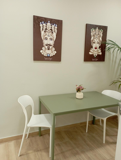 Others, Archimede Guest Rooms, Palermo
