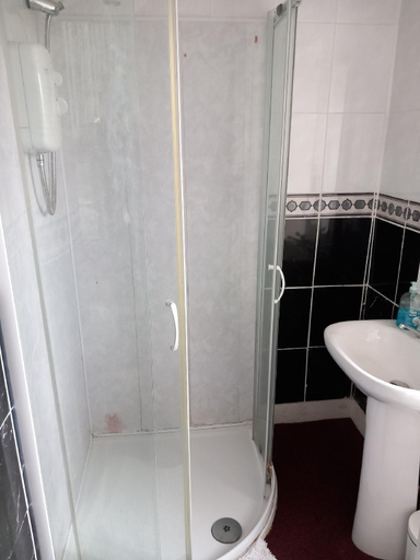 Bathroom 3, Aberdeen Arms Hotel Tarland, Aberdeenshire
