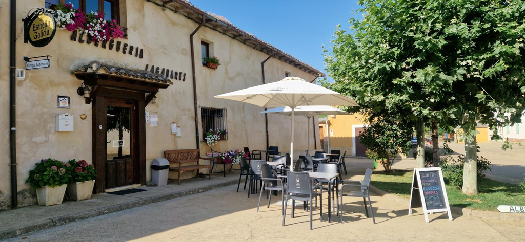 Others 4, Albergue Laganares - pilgrims hostel -, Palencia