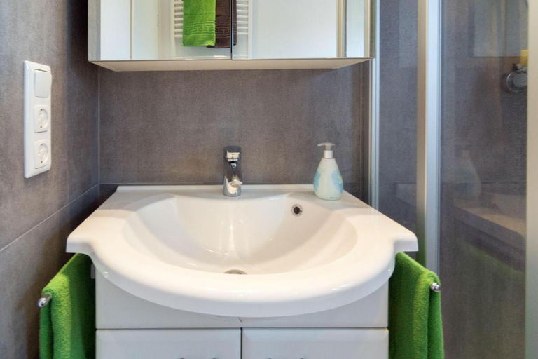 Bathroom 3, Holiday apartment Norddeich, Aurich