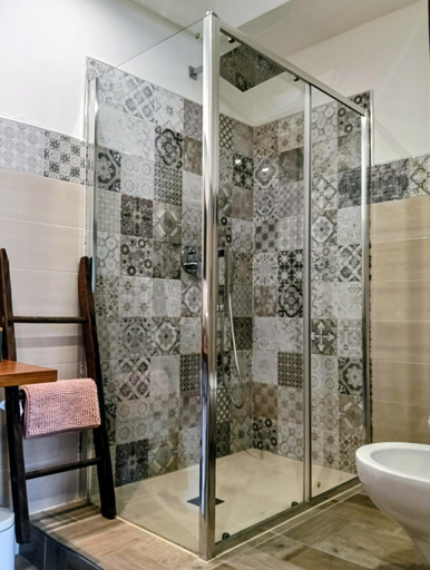 Others 3, Casa Nina, Savona