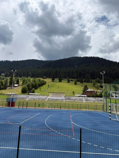 Others 4, Vila Stadion, Campulung Moldovenesc