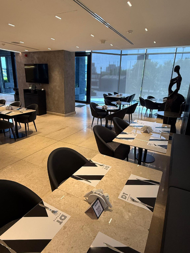 Food & Drinks 5, Avenue Suites, Eti-Osa