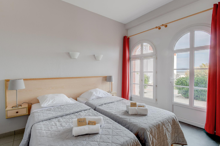 Bedroom 2, Vacanceole - Residence de L'Ocean, Vendée
