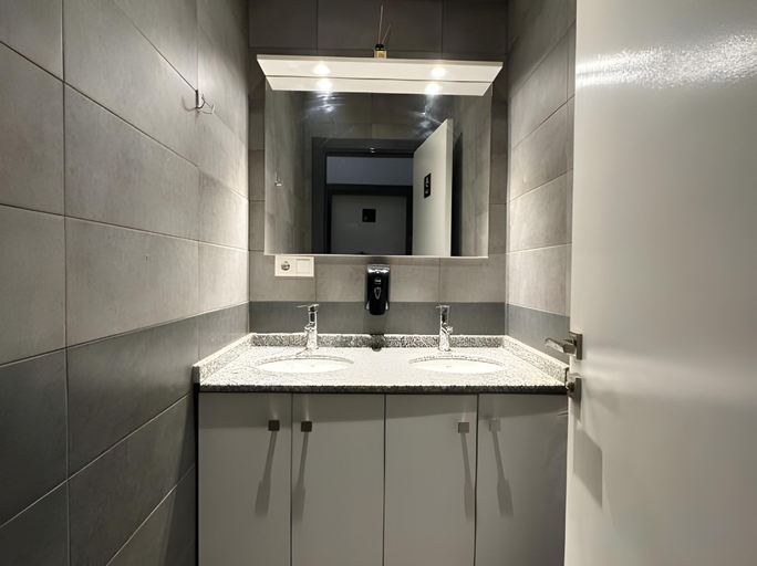 Bathroom, Archeo, Beyoğlu