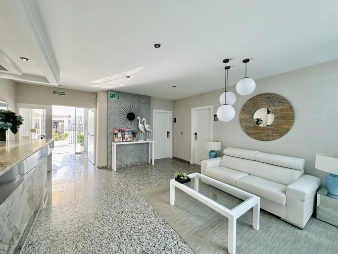 Public Area 4, Hotel Apartamentos Marina Luz, Cádiz