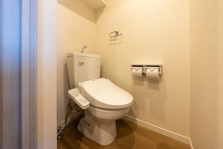 Bathroom 3, Riverside Inn Hakata, Fukuoka