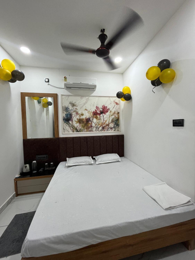 5, Mahaveer Lodge, Darjiling