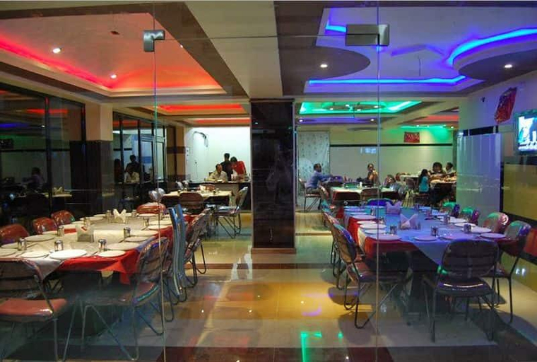 Food & Drinks, Hotel City Square, Barmer
