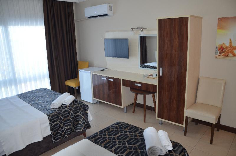 Bedroom 3, Denizkumu Hotel, Erdemli