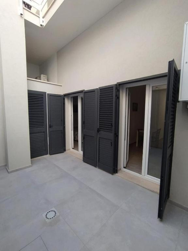 Others 5, Giura, Lecce