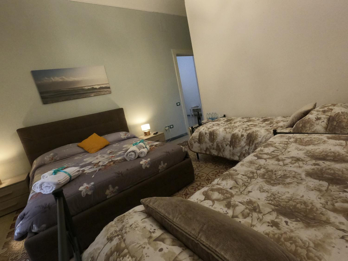 Bedroom 3, Tyrrenium Salerno, Salerno