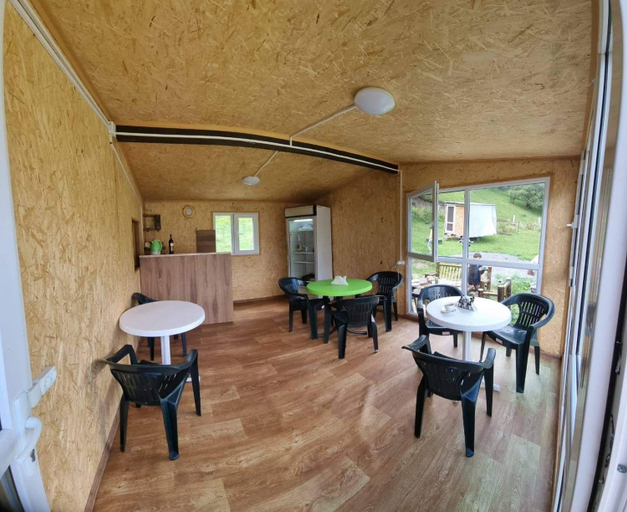 Others 4, Forest Cabins, Kazbegi