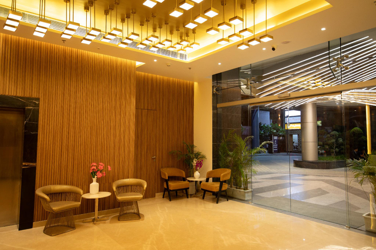 Public Area 3, Hometel Alambagh Lucknow, Lucknow