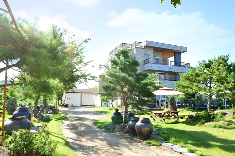 Others 3, Yeosu Haein Pension, Yeosu