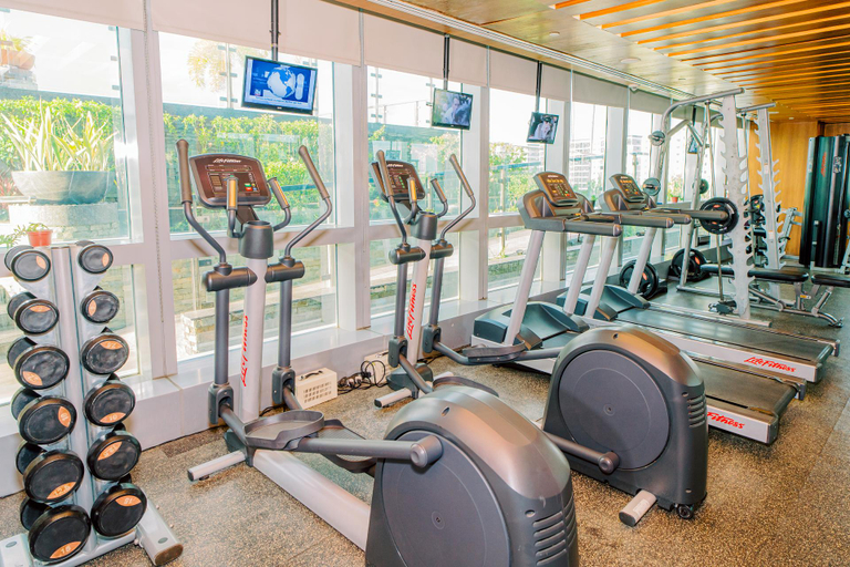 Gym/fitness, MCollection - Convenient City Stay in Iloilo Business Park, Iloilo City