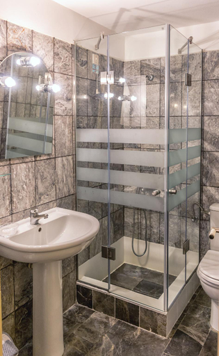 Bathroom 3, Eko Suites, Crete