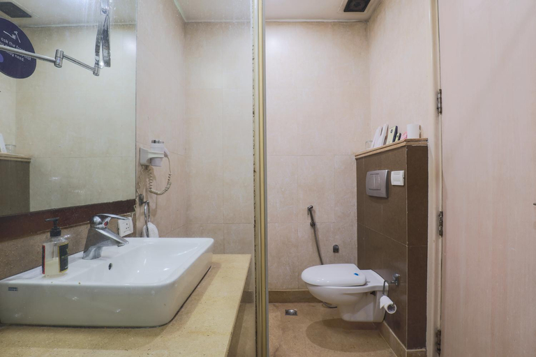 Bathroom 4, Hotel Bluestone - Nehru Place , Delhi